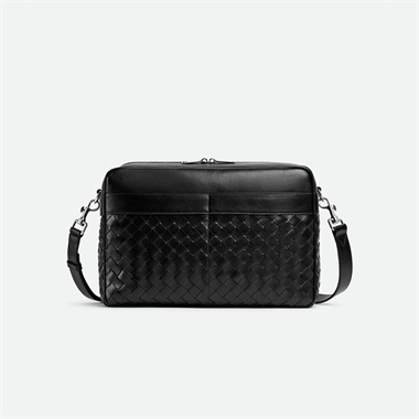 bottega veneta intreccio leather camera bag #843857